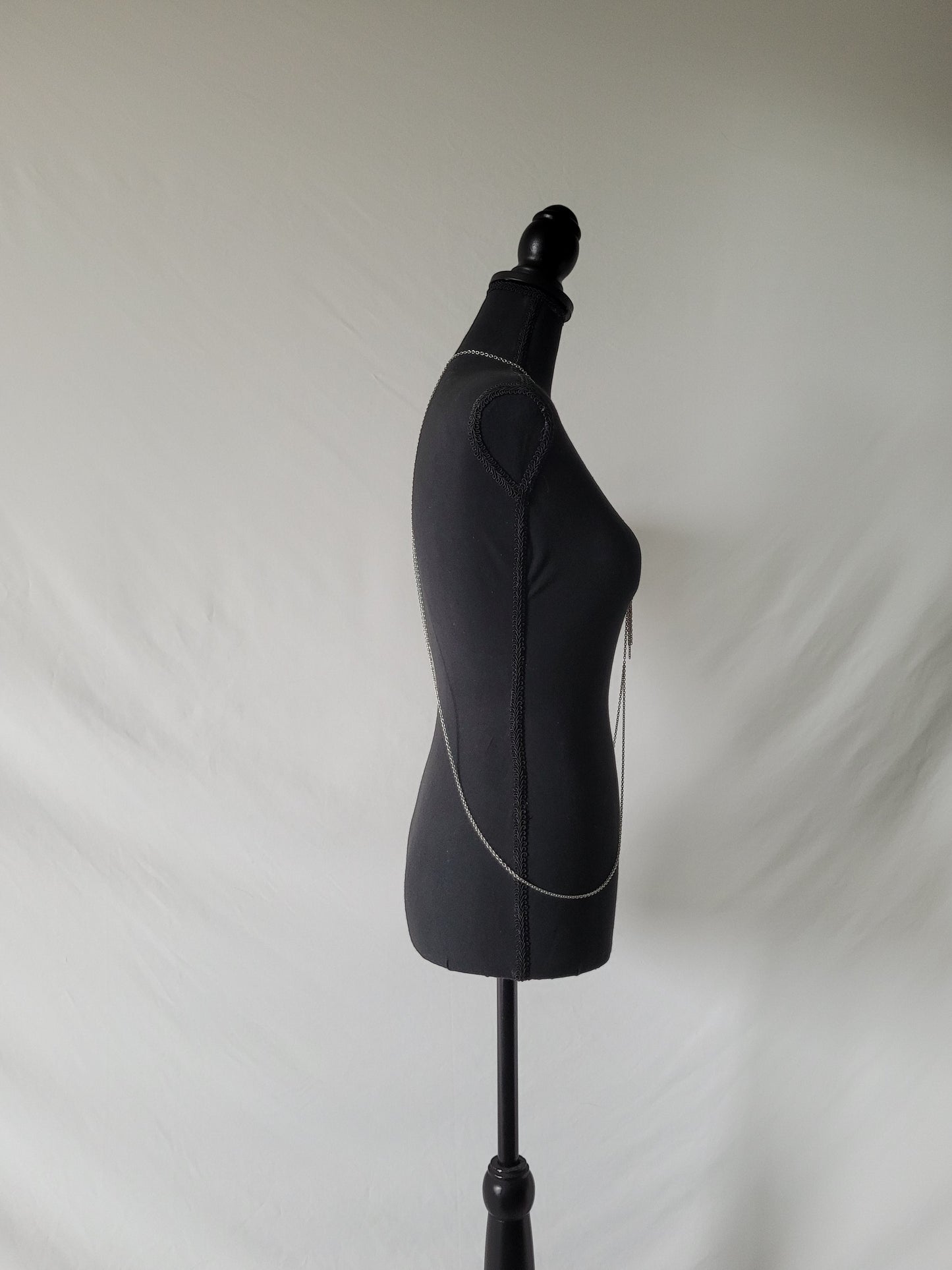 Fringe Body Chain