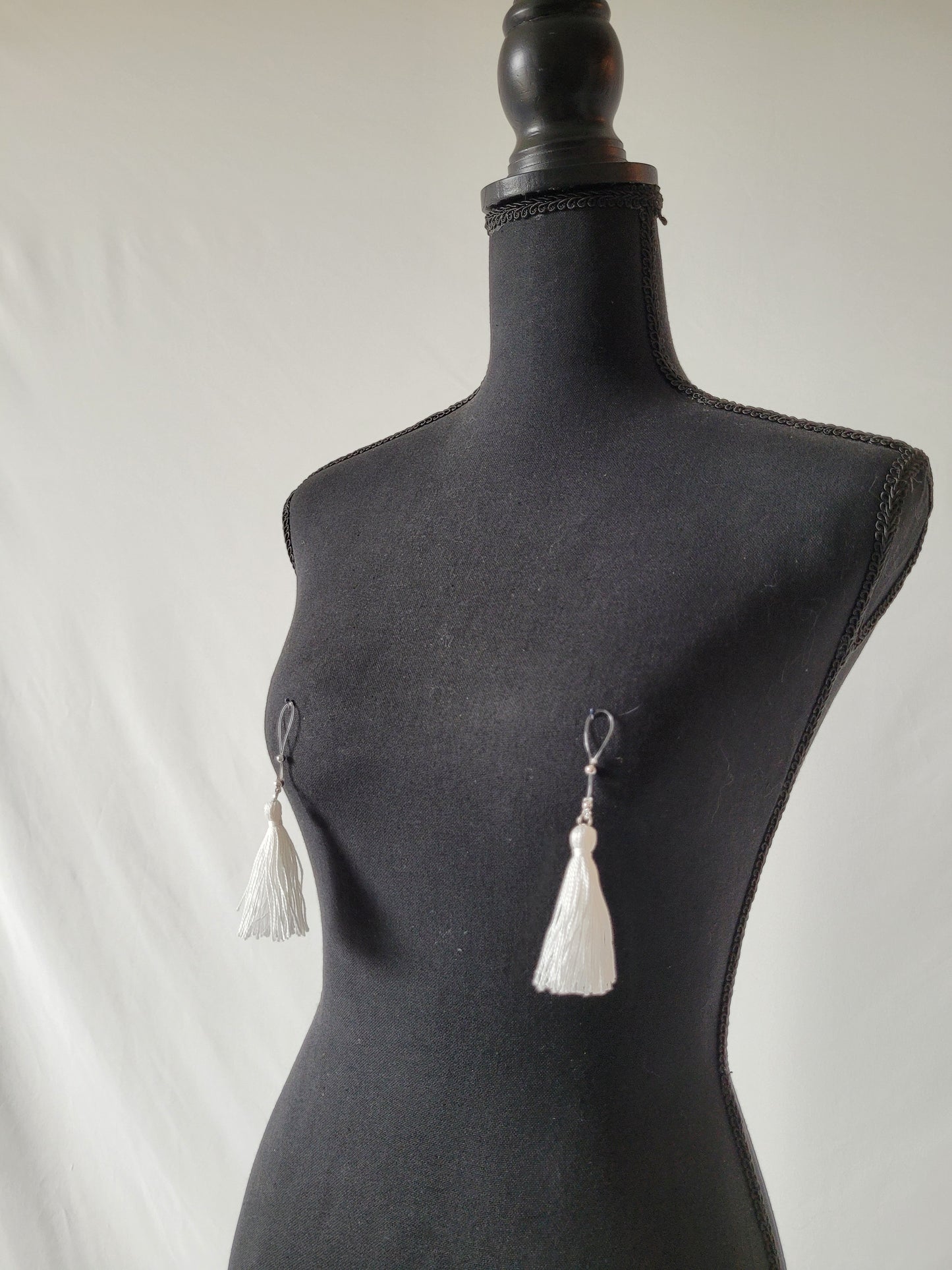 Non-Piercing Nipple Tassels
