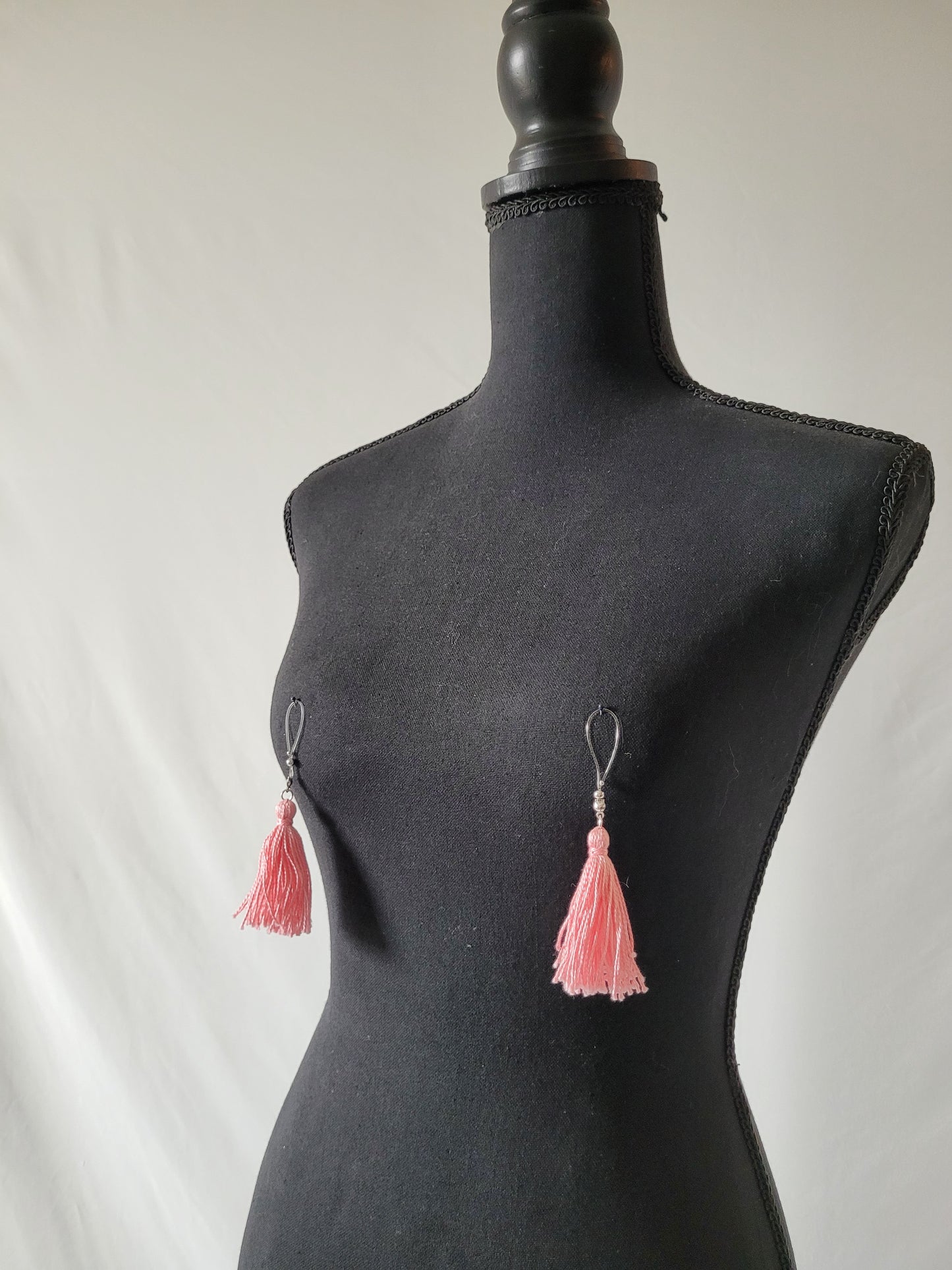 Non-Piercing Nipple Tassels